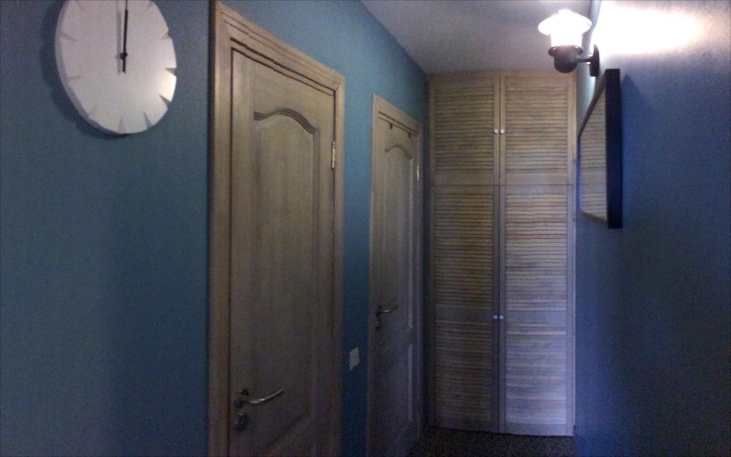 Cozy Vibes Like Home It Is Quiet Apartment With Three Bedrooms Riga Room photo