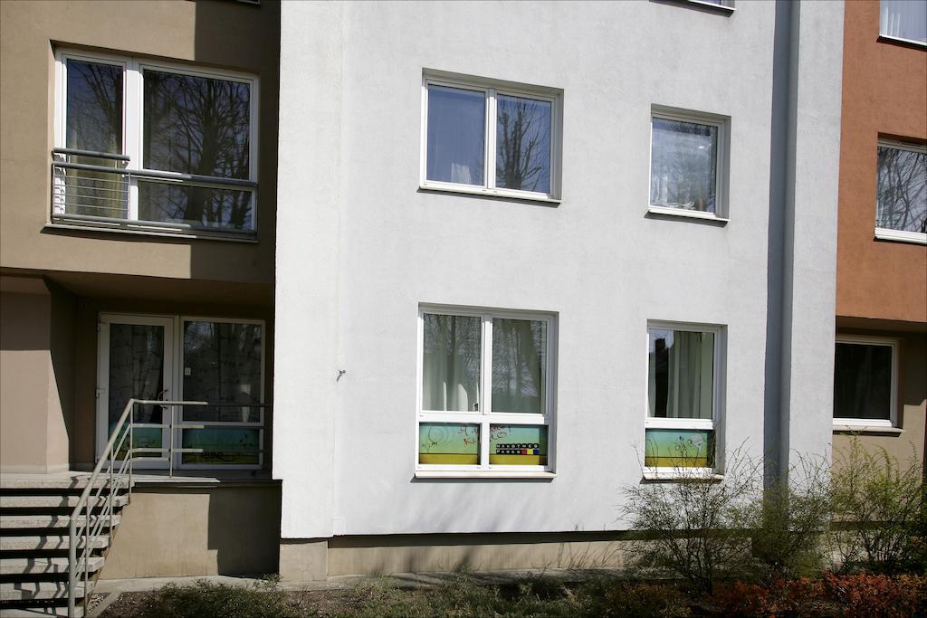 Cozy Vibes Like Home It Is Quiet Apartment With Three Bedrooms Riga Exterior photo