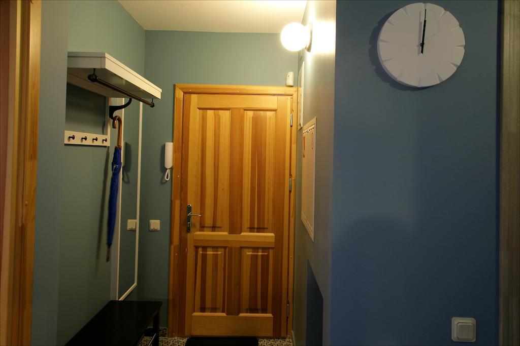Cozy Vibes Like Home It Is Quiet Apartment With Three Bedrooms Riga Room photo